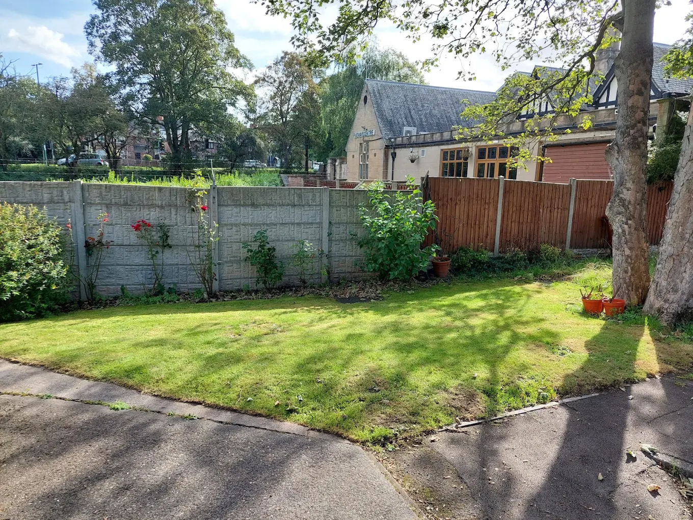 Complete garden maintenance service